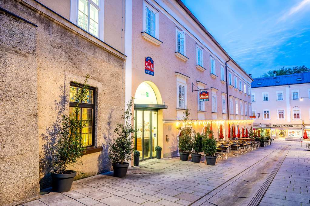 Leonardo Boutique Hotel Salzburg Gablerbraeu Bagian luar foto